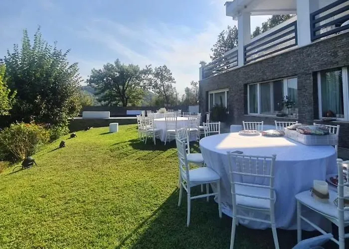 别墅 Top Privacy Eco Villa Villa 2026 Teg Hill,Best In Tirana With No Neighbours 地拉那