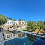 빌라 Top Privacy Eco Villa Villa 2026 Teg Hill,Best In Tirana With No Neighbours 티라나