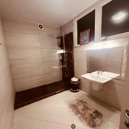 Privacy Eco Of 2023 @ Teg Hill * Tiran